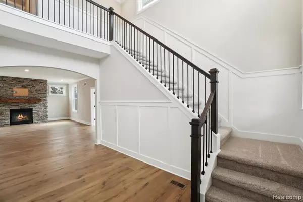 Howell, MI 48843,680 BIRKDALE Drive