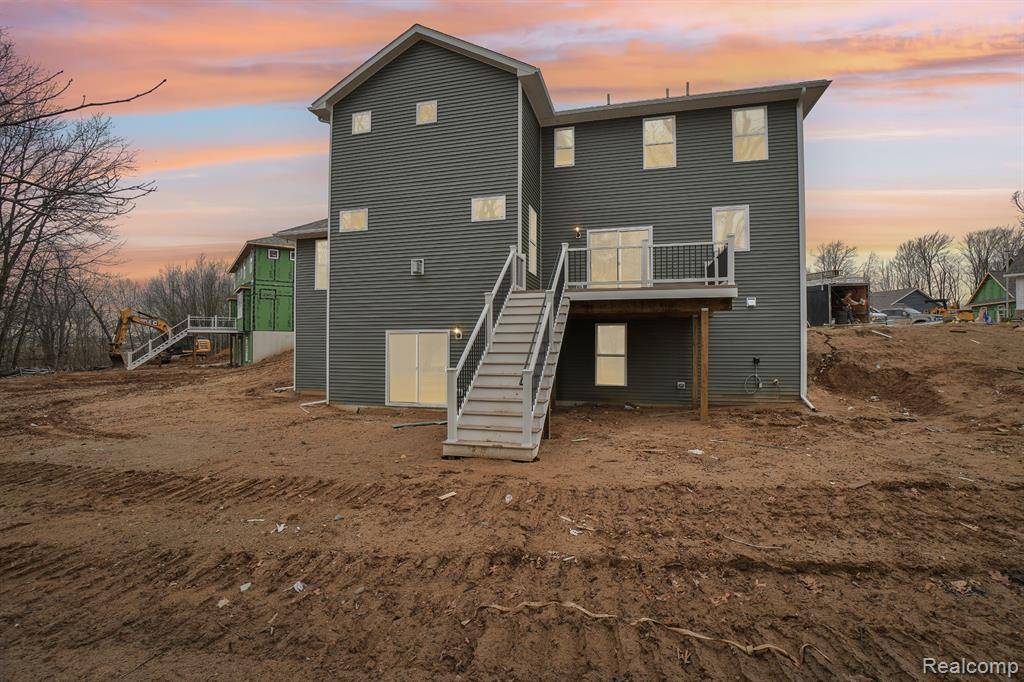 Howell, MI 48843,680 BIRKDALE Drive