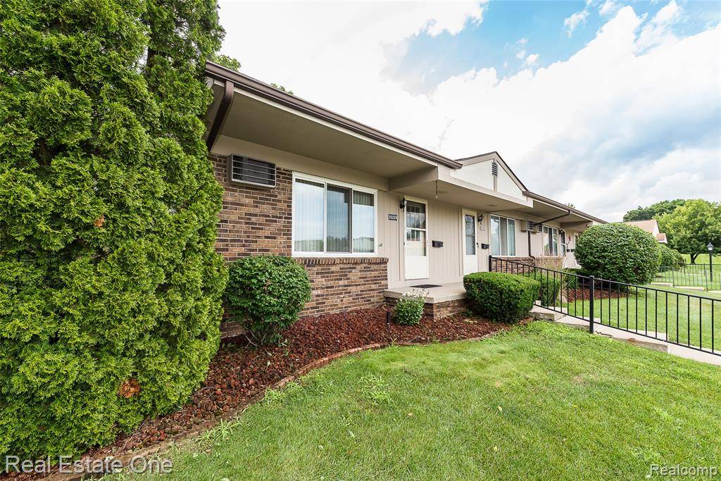 25229 Potomac, South Lyon, MI 48178