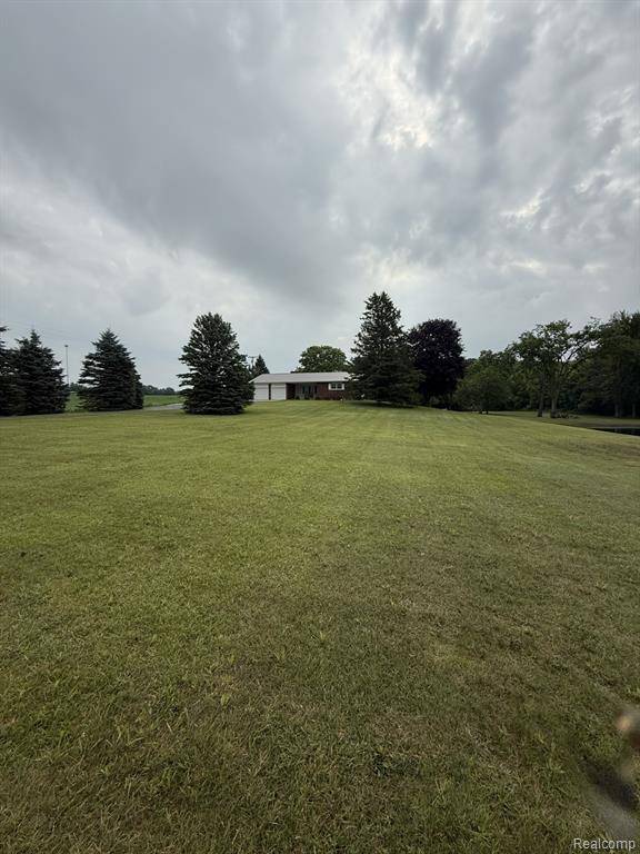 North Branch, MI 48461,5164 Lake Pleasant Road
