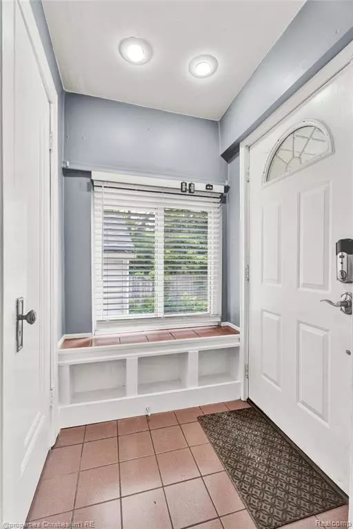 Royal Oak, MI 48067,813 Catalpa Drive
