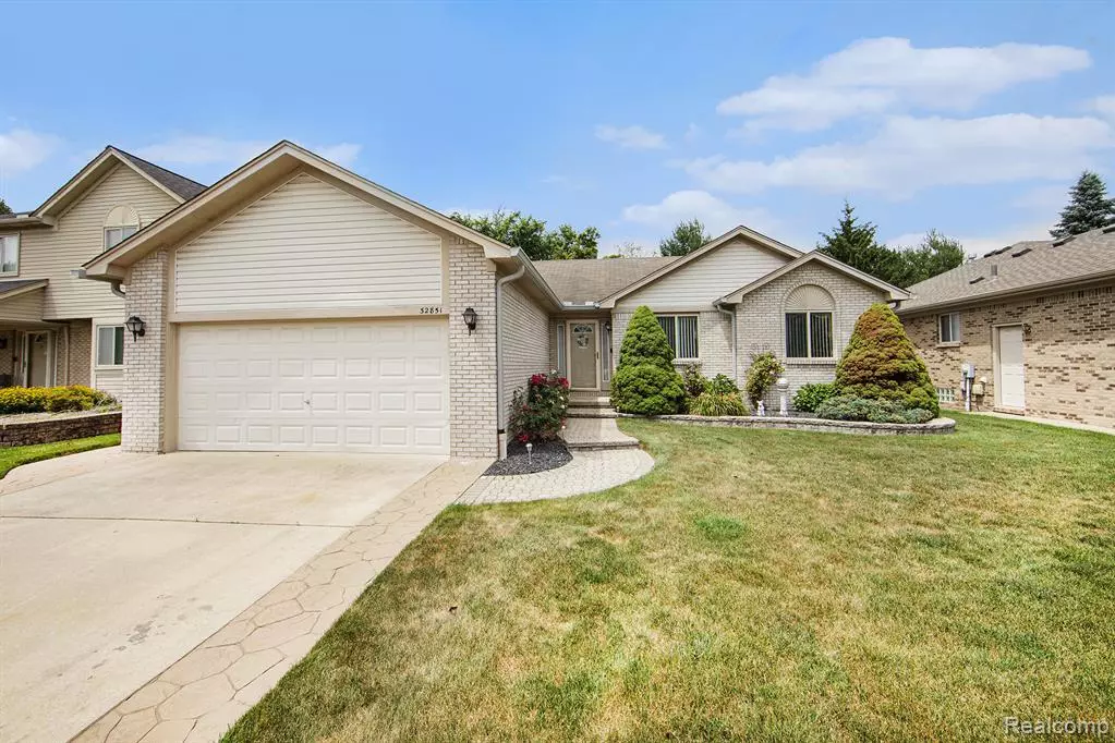 Fraser, MI 48026,32851 Foster Court