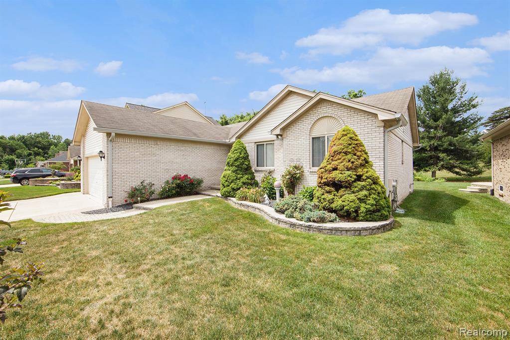 Fraser, MI 48026,32851 Foster Court
