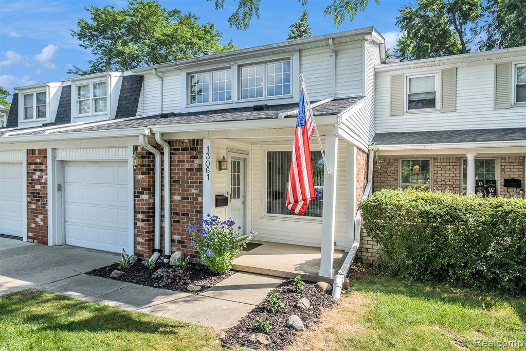 13061 Lockmoor Drive, Grand Blanc, MI 48439