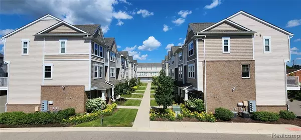Wixom, MI 48393,3247 Chambers West