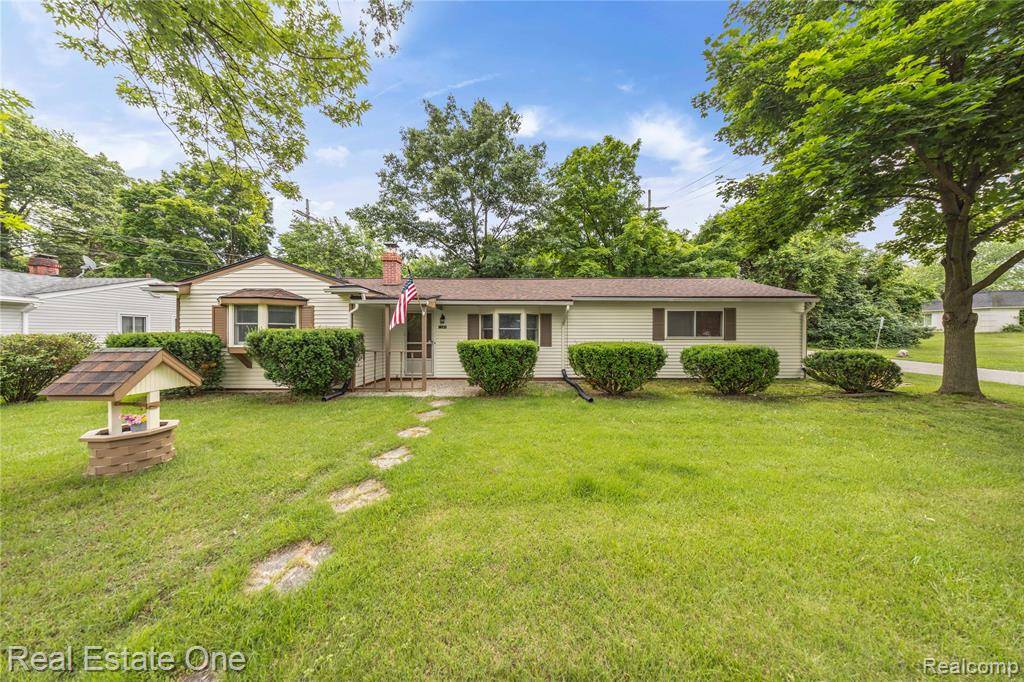West Bloomfield, MI 48323,7241 Richardson Road