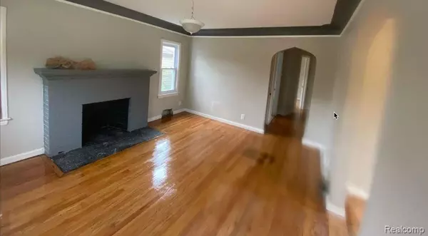 Detroit, MI 48205,15227 LINNHURST Street