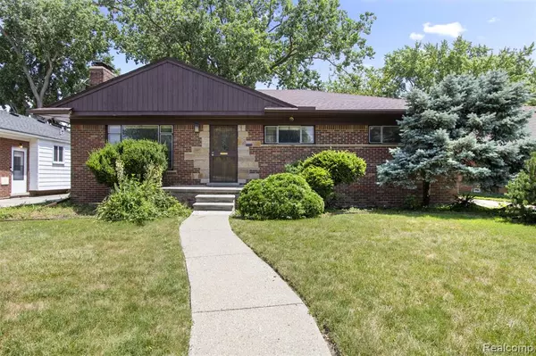 24280 Moritz Street, Oak Park, MI 48237