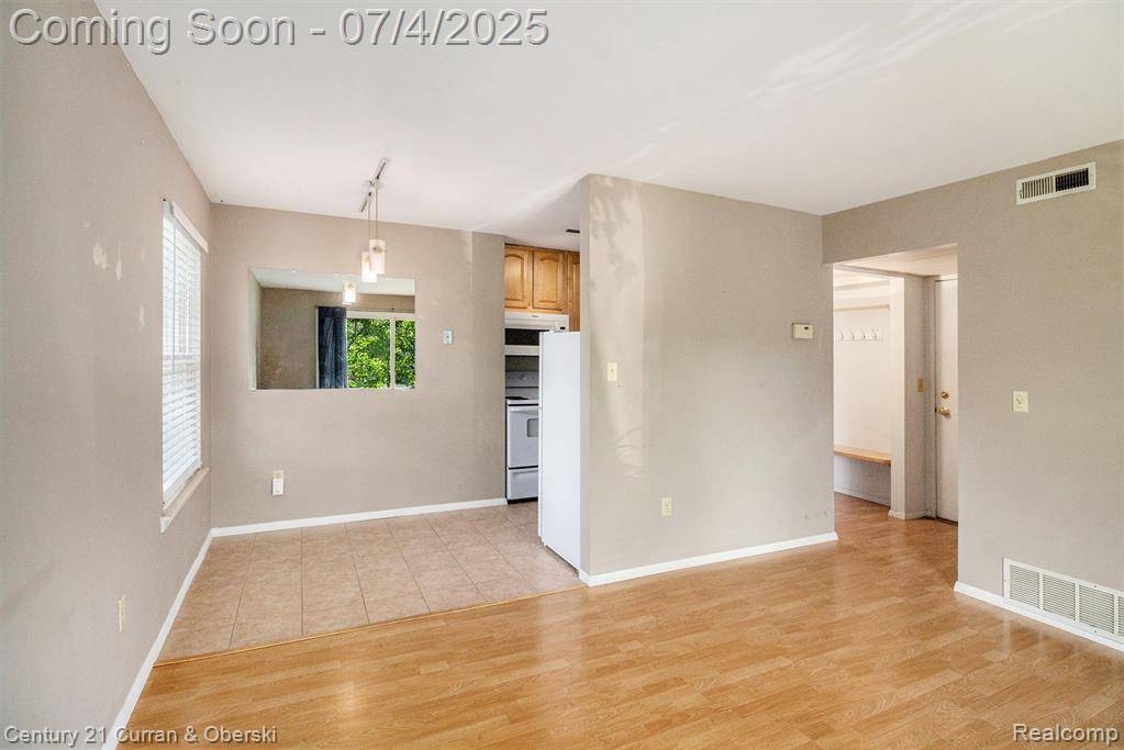 Auburn Hills, MI 48326,841 Bloomfield Village Boulevard