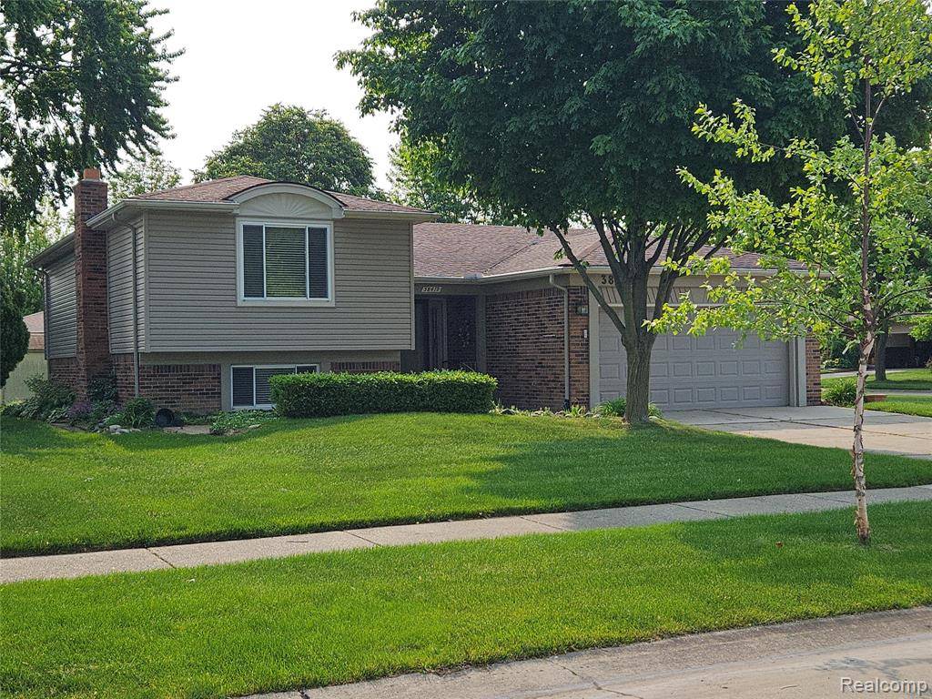 38412 Sutton Drive, Sterling Heights, MI 48310