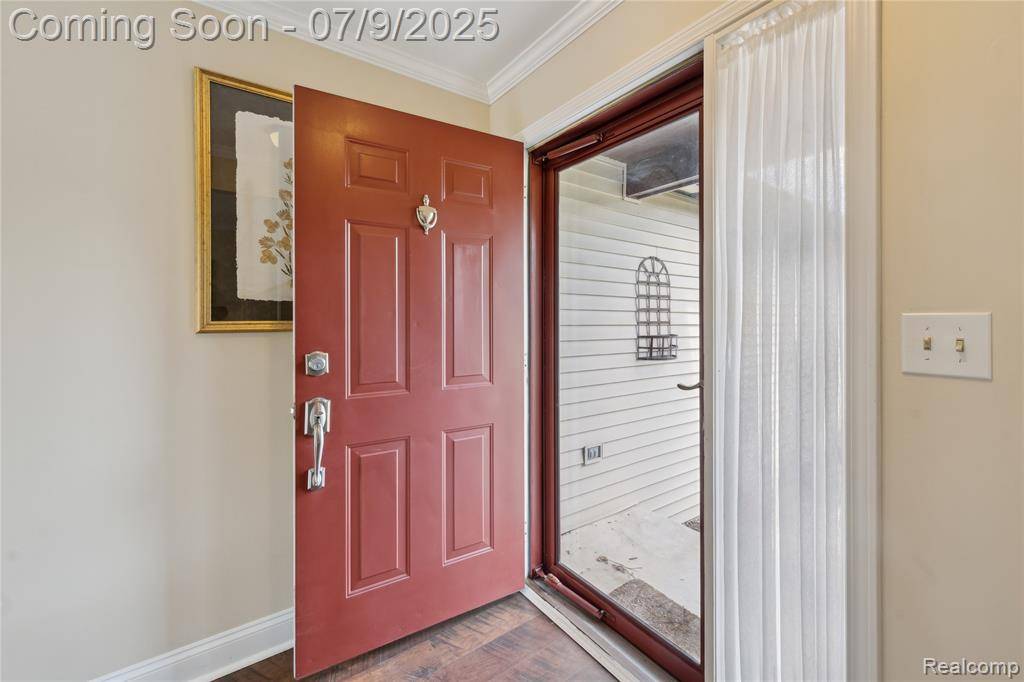 Howell, MI 48855,2869 Laurel Oak Drive