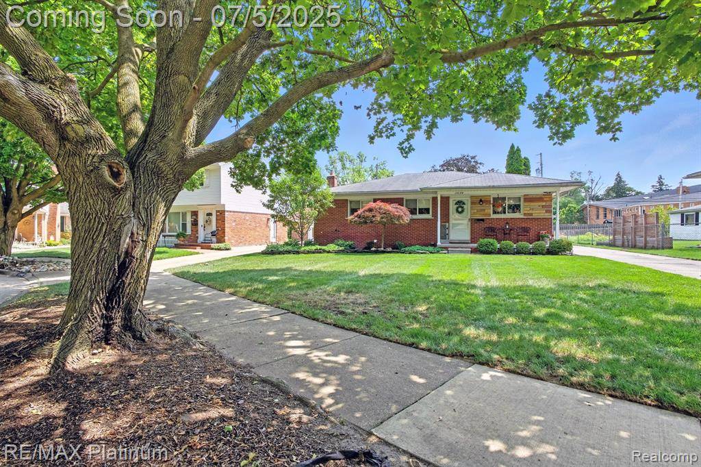 Plymouth, MI 48170,11634 Spicer Drive