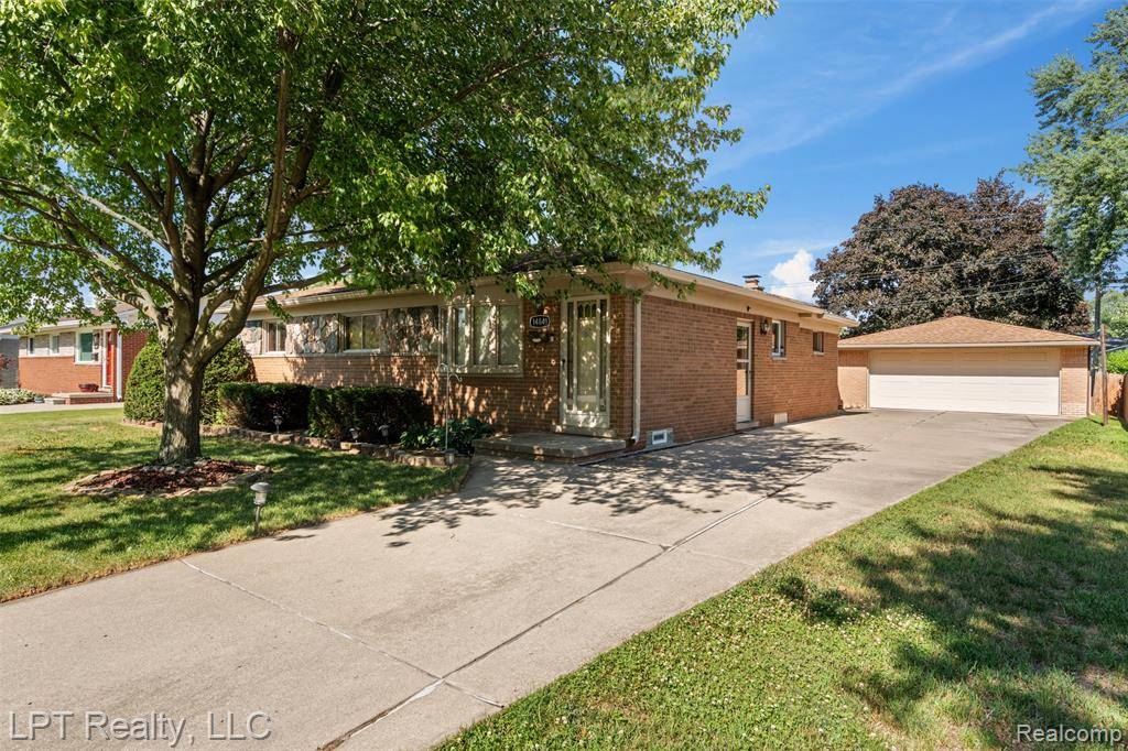 Southgate, MI 48195,14841 Maywood Street