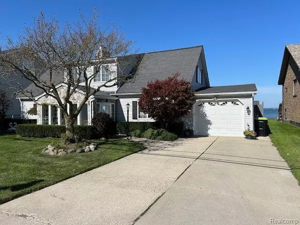 Harrison Township, MI,32241 N RIVER Road