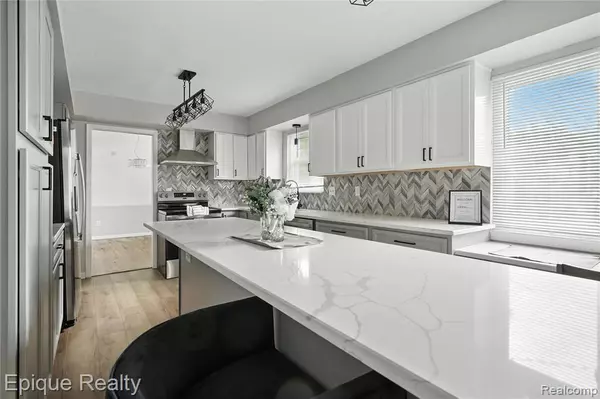 Southfield, MI 48034,22679 Bell Brook Street