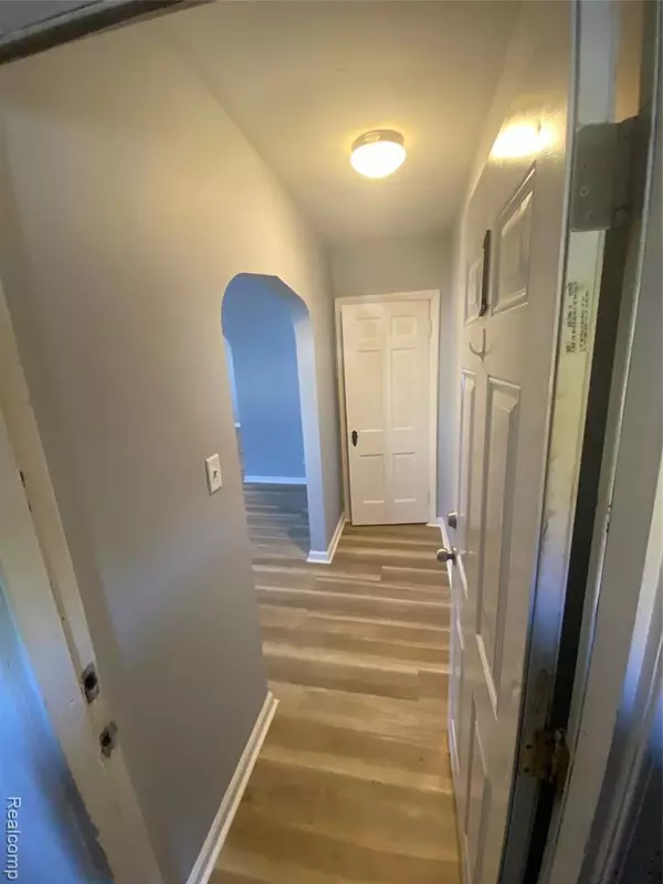 Port Huron, MI 48060,1112 Minnie Street