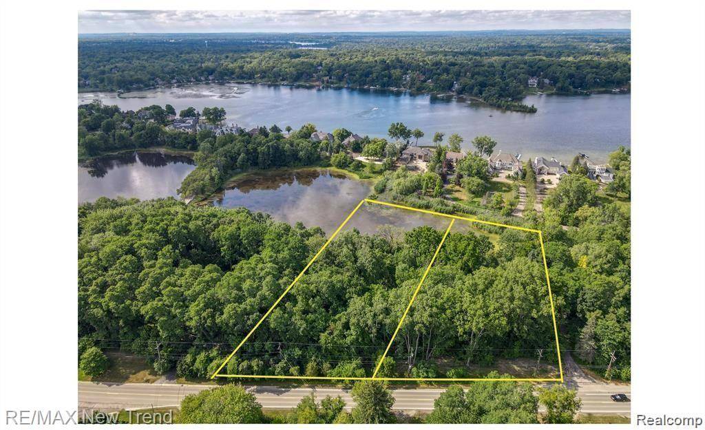 West Bloomfield, MI 48323,6100 PONTIAC TRAIL
