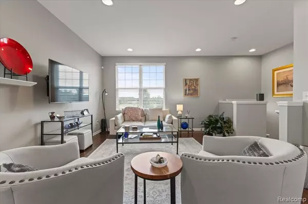 Rochester, MI 48307,2582 Helmsdale Circle