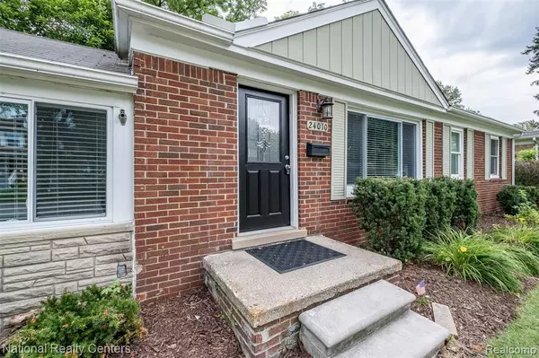 Farmington, MI 48335,24010 Pickett Avenue