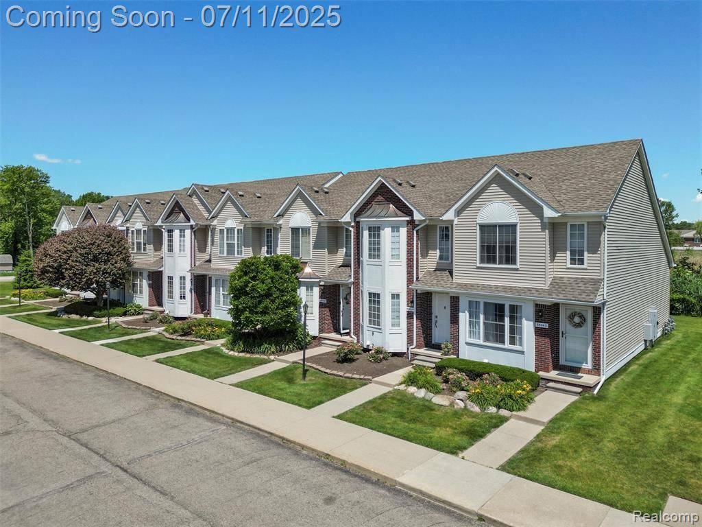 New Baltimore, MI 48047,35033 Windsor Drive