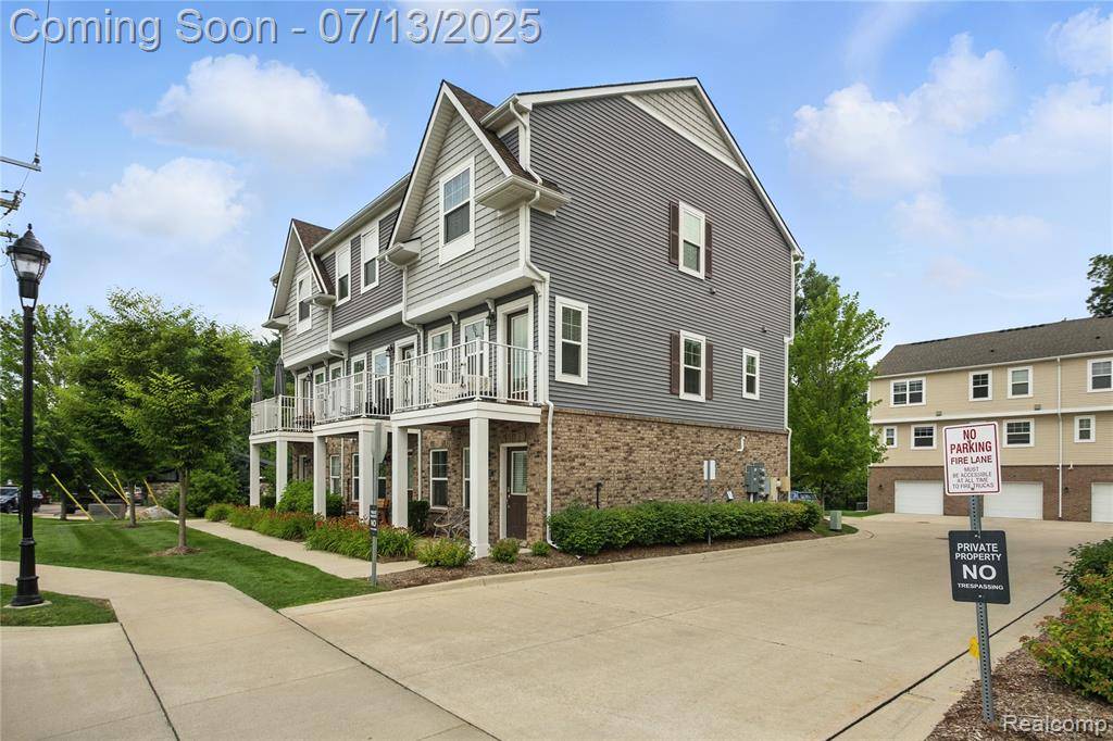 3317 Parkways Boulevard, Auburn Hills, MI 48326