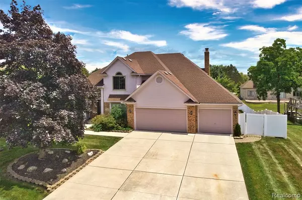 Troy, MI 48085,6942 Norton Drive