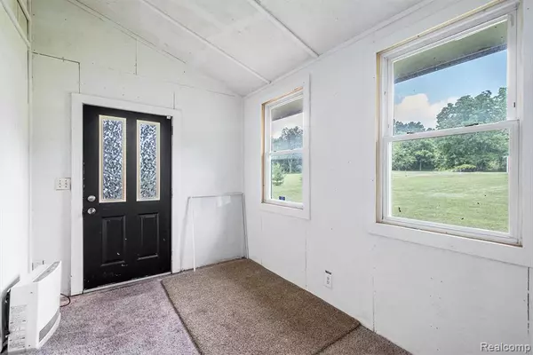 Lapeer, MI 48446,3596 Hunt Road