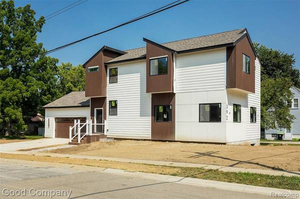 Auburn Hills, MI 48326,392 S SQUIRREL Road