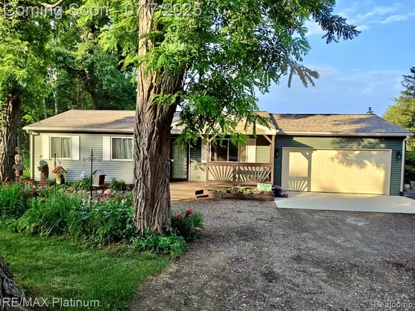 5729 Crandall Road, Howell, MI 48855