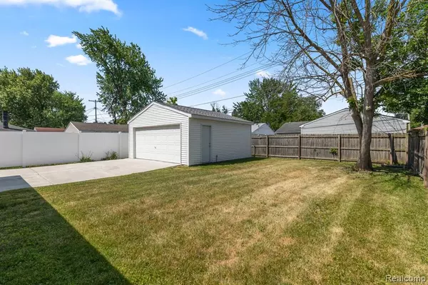 Madison Heights, MI 48071,25615 Miracle Drive