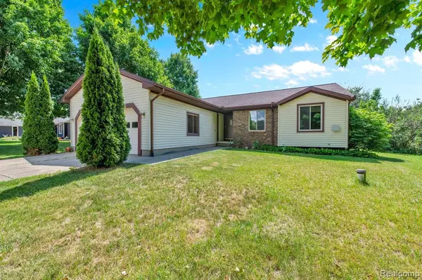 Lapeer, MI 48446,3447 Woodvalley Drive