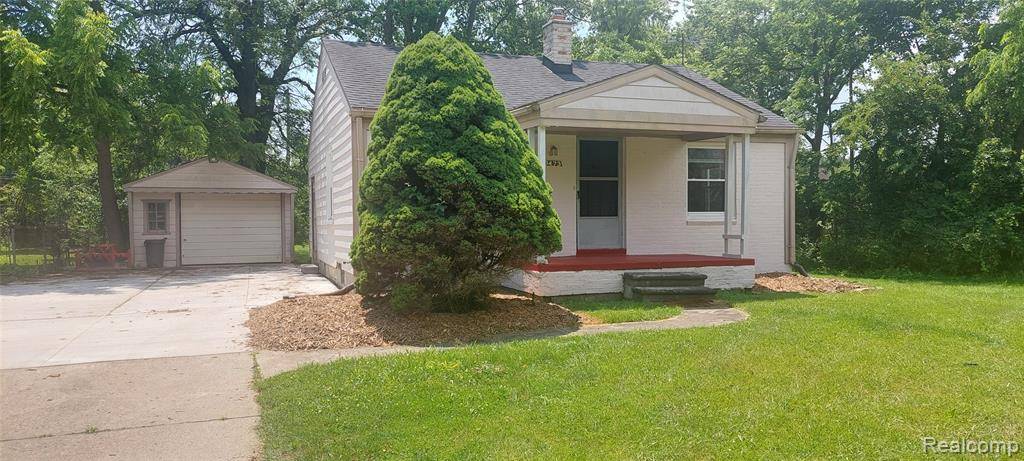 9473 Whitall Lane, Grosse Ile, MI 48138