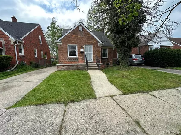 7651 Rosemont Avenue, Detroit, MI 48228