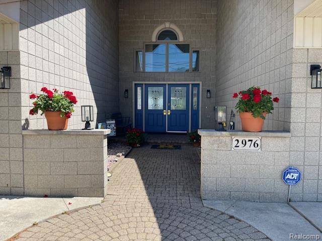 2976 Military Street, Port Huron, MI 48060