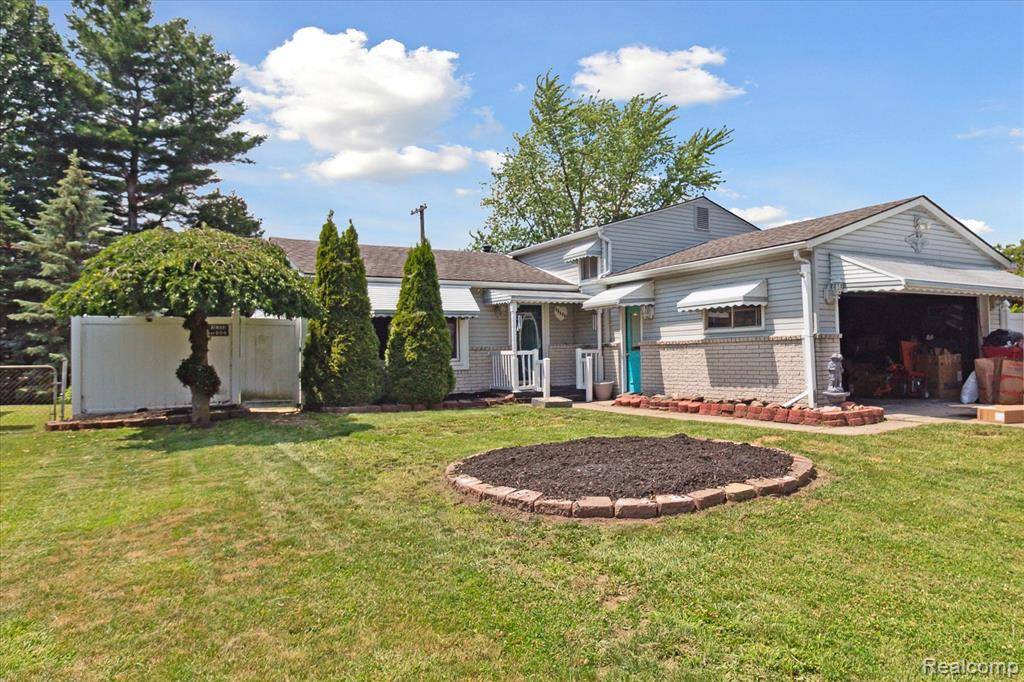 Harrison Township, MI,39529 Camp Street