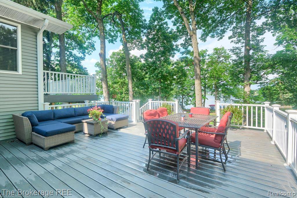 Goodrich Vlg, MI,9471 Ridge Road