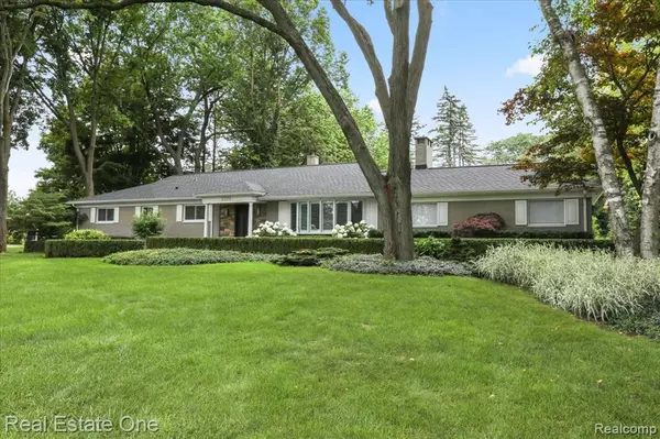 Bloomfield Hills, MI 48301,3830 Miller S Way
