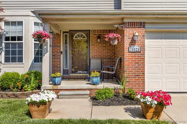 Trenton, MI 48183,29520 Hunter Street
