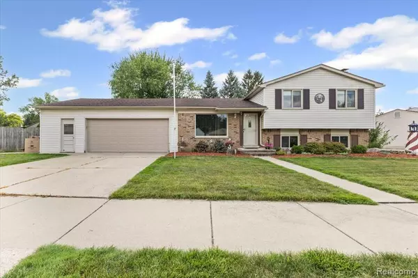 22031 Birch Street, Woodhaven, MI 48183