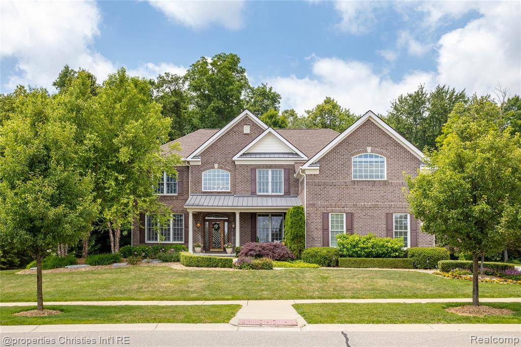 Northville, MI 48168,17685 Briar Ridge Lane