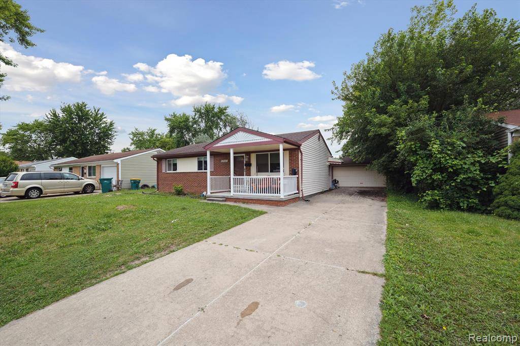 Westland, MI 48174,15447 Taft Street