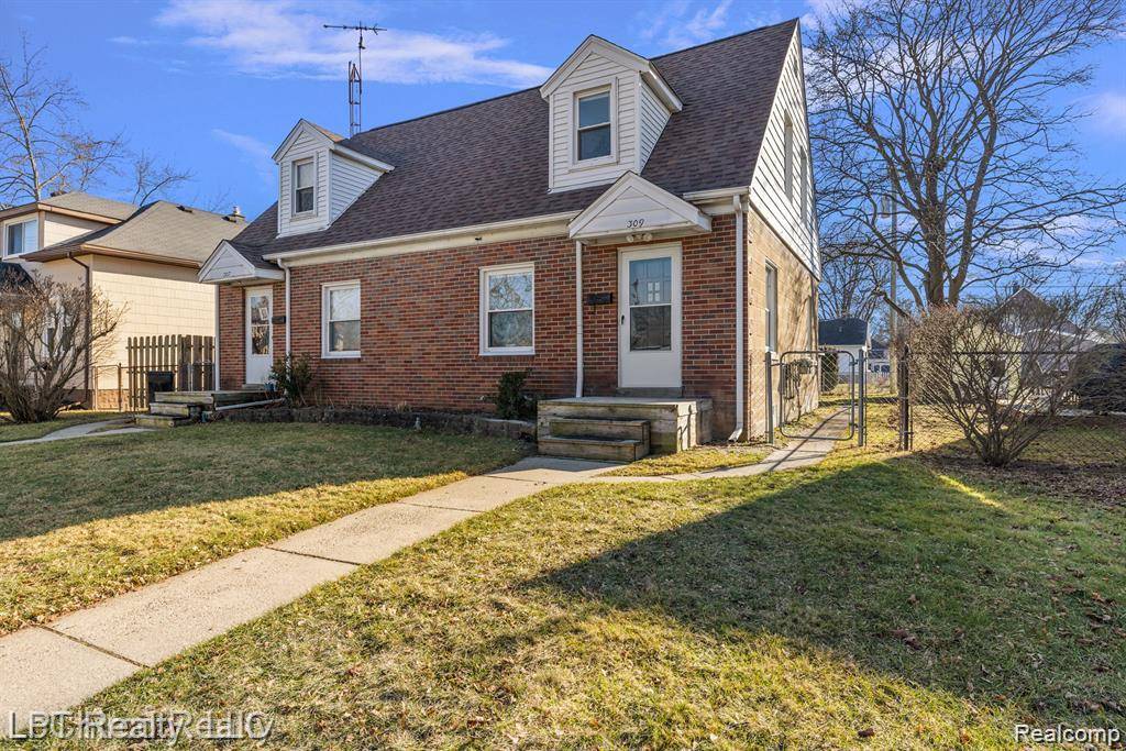 Mount Clemens, MI 48043,309 Jones Street