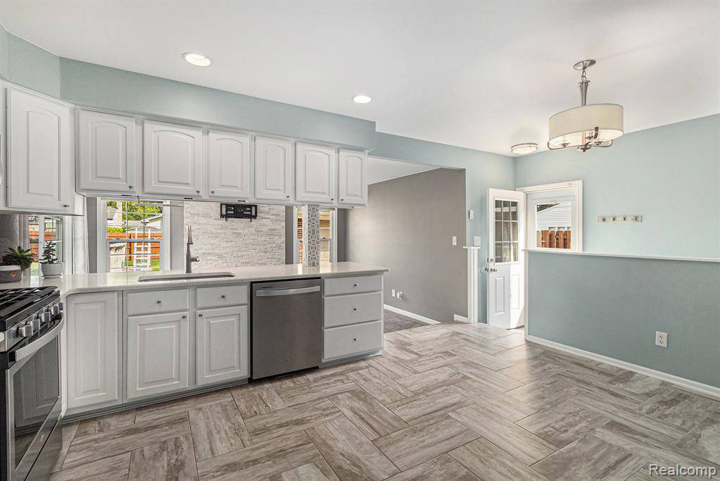 Sterling Heights, MI 48313,39408 Atkinson Drive
