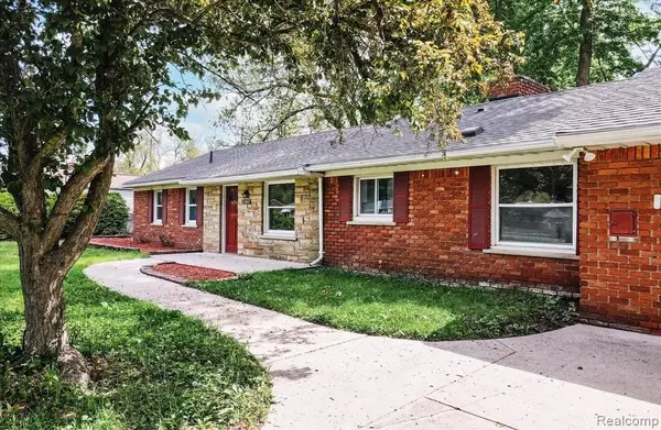West Bloomfield, MI 48324,2365 MIDDLEBELT Road