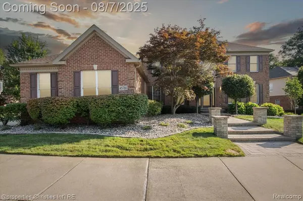 45780 Tournament S Drive, Northville, MI 48168