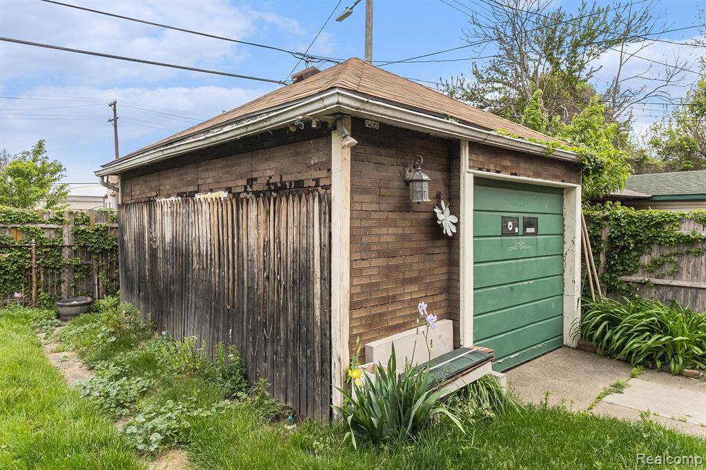 River Rouge, MI 48218,360 BURKE Street