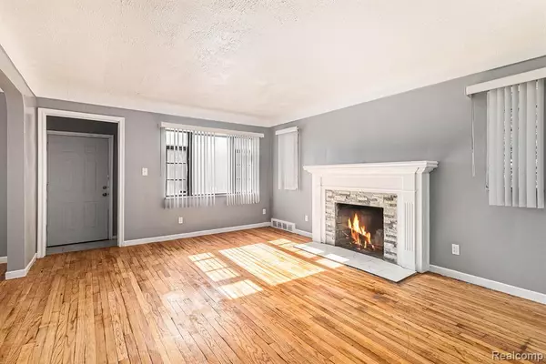Detroit, MI 48205,17241 Rowe Street