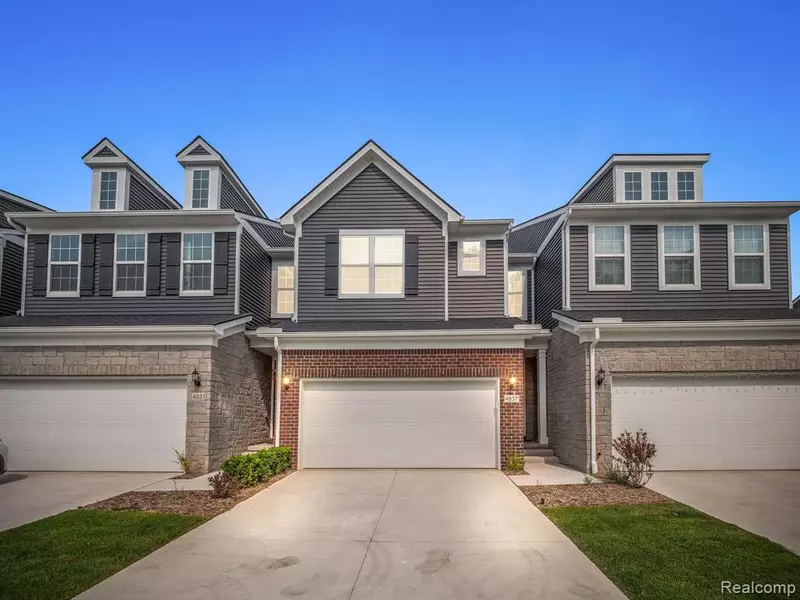 4837 GLENORA Drive, Lake Orion, MI