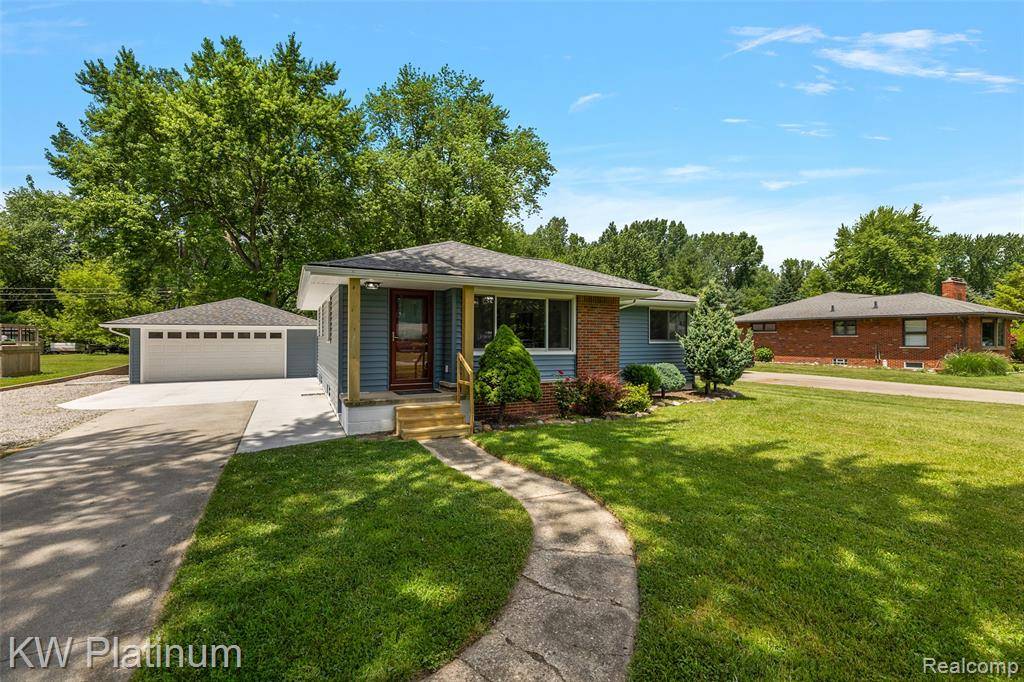 Harrison Township, MI,39365 Memory Lane