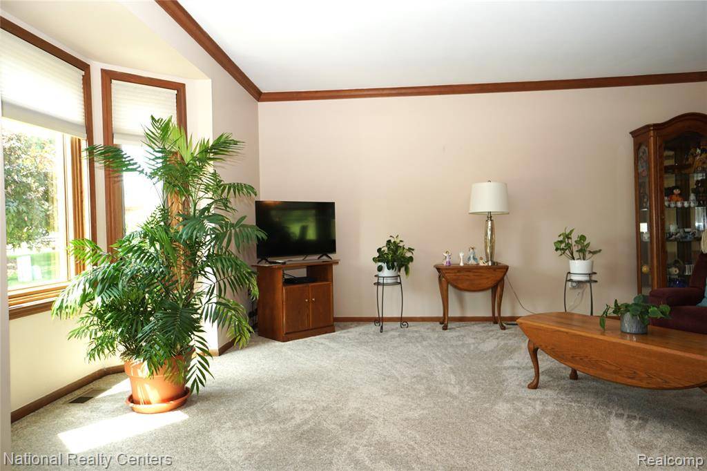 Livonia, MI 48152,19230 Augusta Court